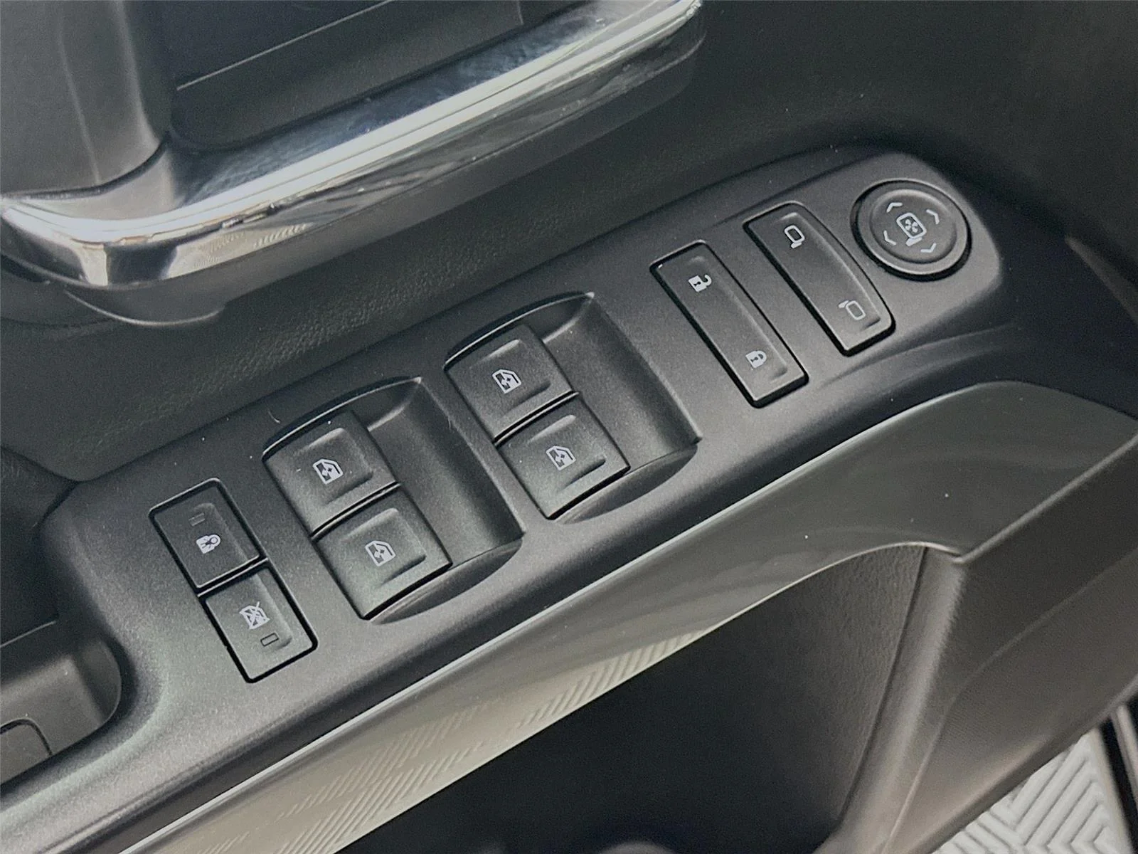 Used 2015 BLACK Chevrolet LT image 20