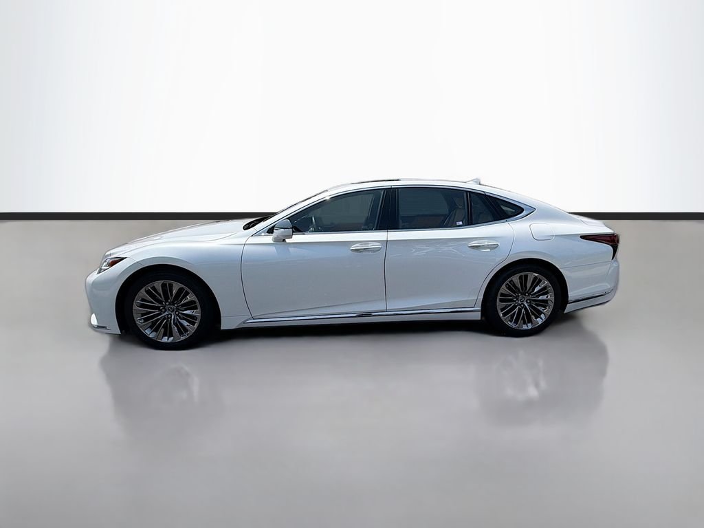 Used 2021 White Lexus 500 Base image 8