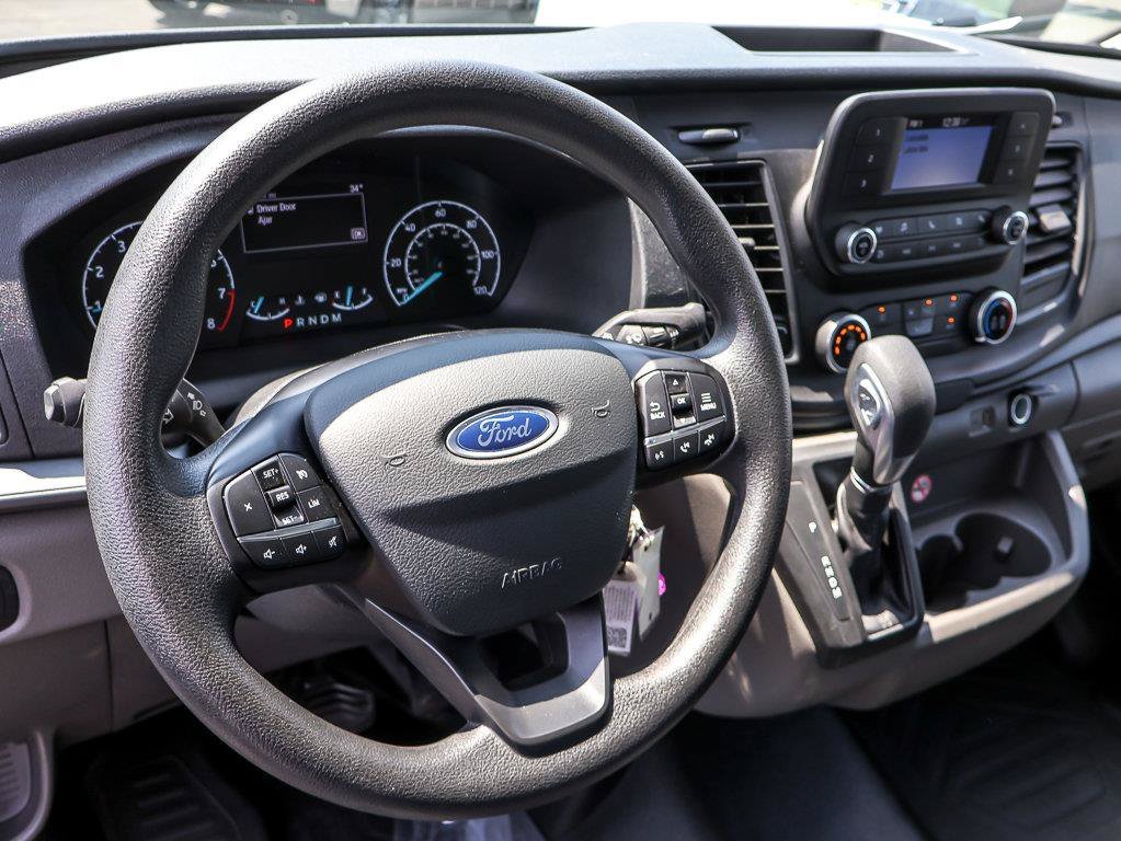 Used 2025 Oxford White Ford Base image 25