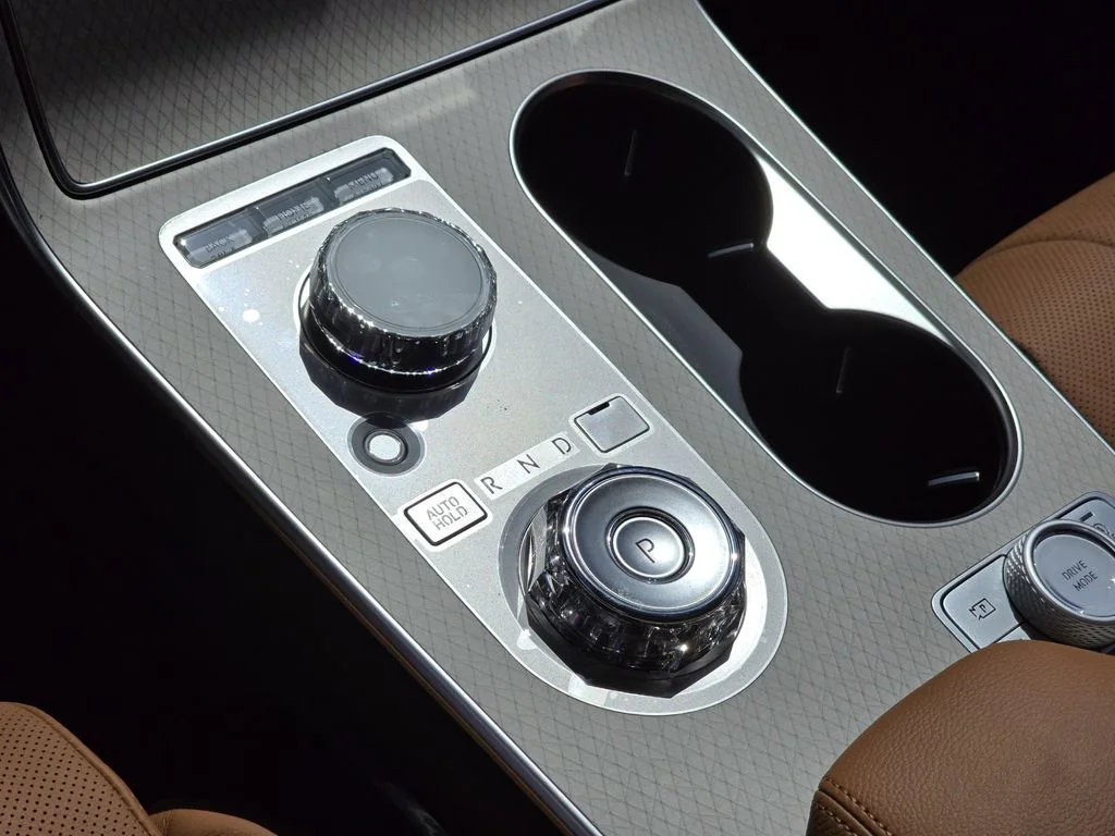 New 2027  Genesis 2.5T Prestige image 17