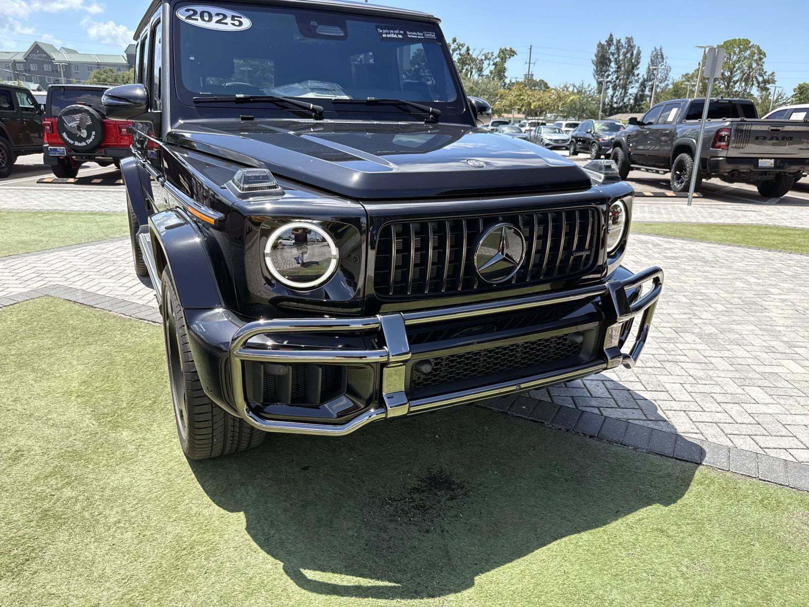2025 Mercedes-Benz G-Class Mercedes-AMG - Photo 8