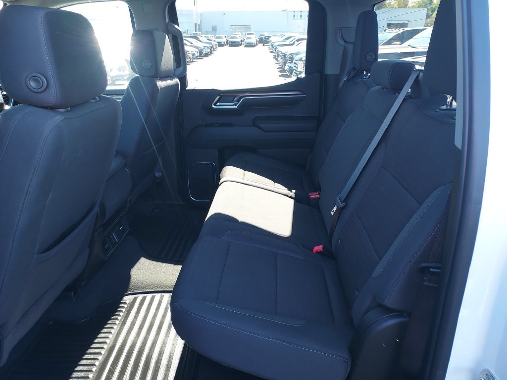 Used 2024 White Chevrolet LT image 14