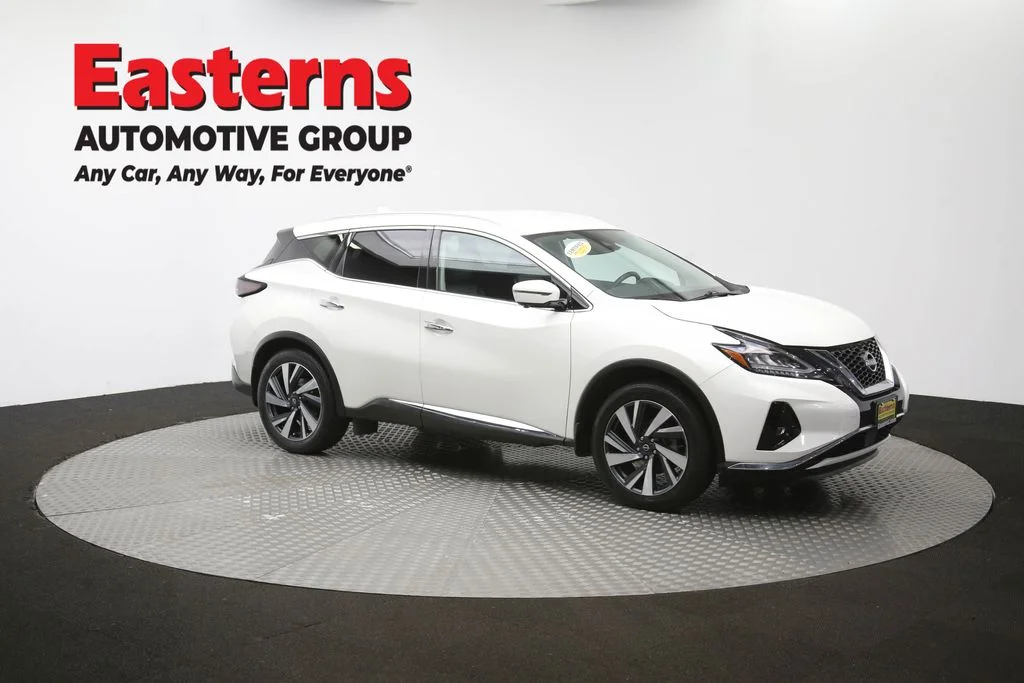Used 2023 White Nissan SL image 48