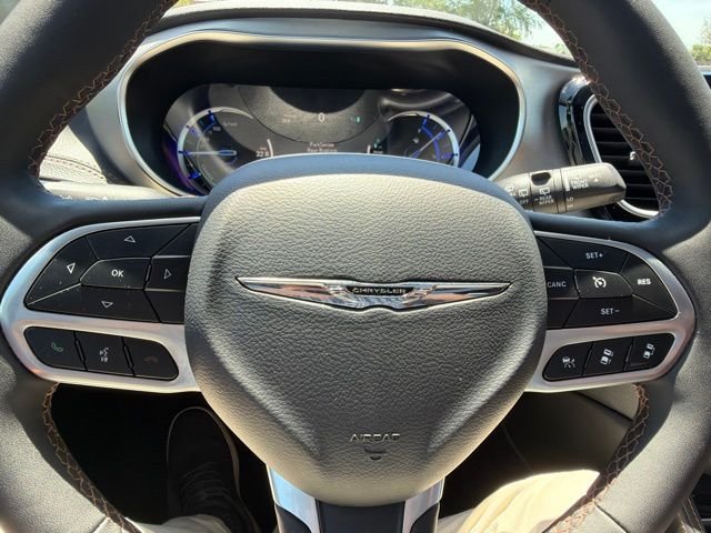 Used 2024 Black Chrysler Pinnacle image 11
