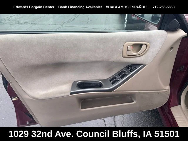 Used 2003 Red Mitsubishi ES image 13