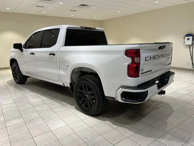 Used 2024 Summit White Chevrolet Custom image 3