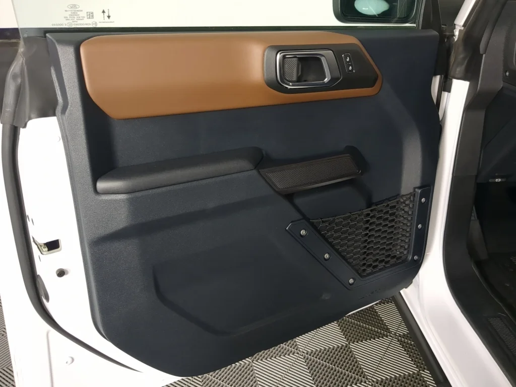 2024 Ford Bronco 4-Door Outer Banks - Photo 11