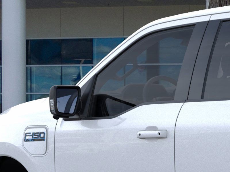 2025 Ford F-150 Lightning Flash - Photo 20