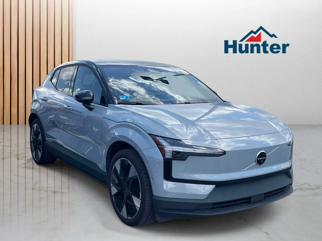 2025 Volvo EX30 Ultra's photo