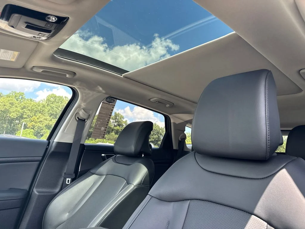 2025 Kia Sportage SX - Photo 33