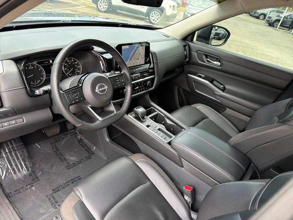 2023 Nissan Pathfinder SL - Photo 14