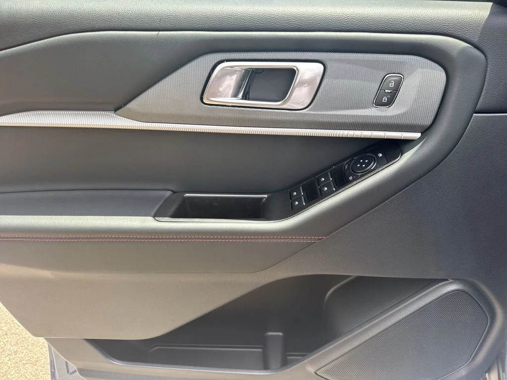 New 2026 Vapor Blue Metallic Ford ST-Line image 10