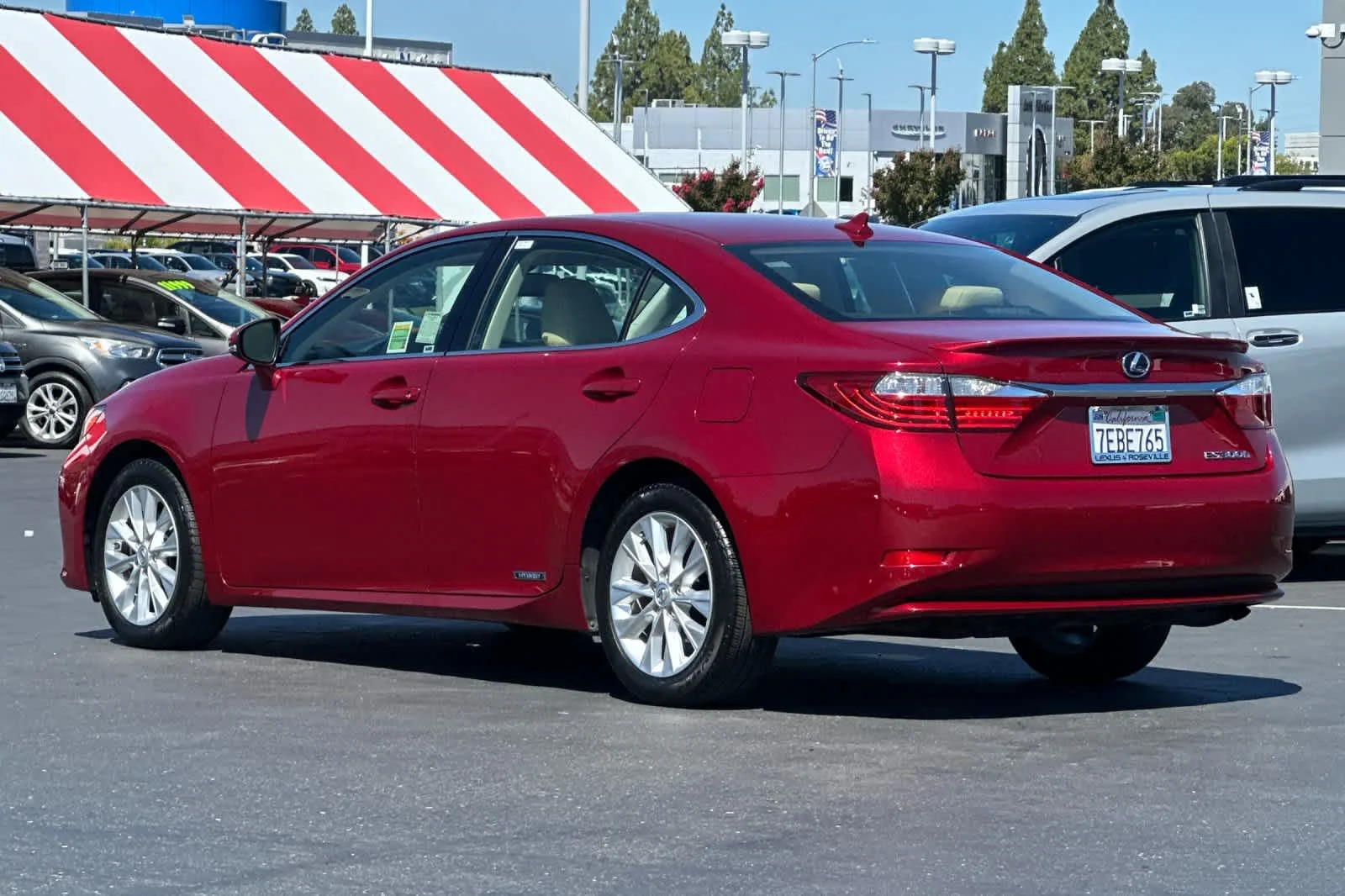 Used 2014 Matador Red Mica Lexus Hybrid image 7