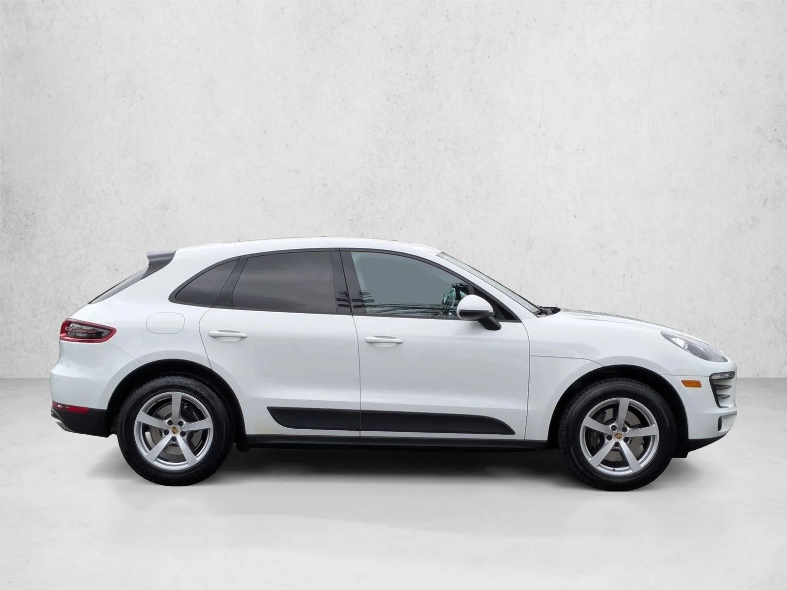 Used 2017 White Porsche  image 5