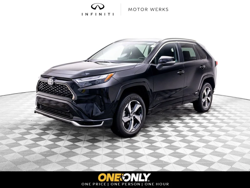 2025 Toyota RAV4 Plug-in Hybrid SE AWD's photo