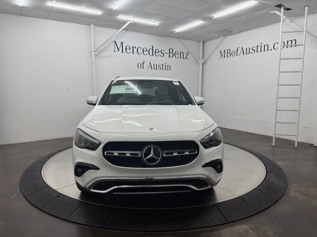 New 2026 White Mercedes-Benz GLA 250 image 2