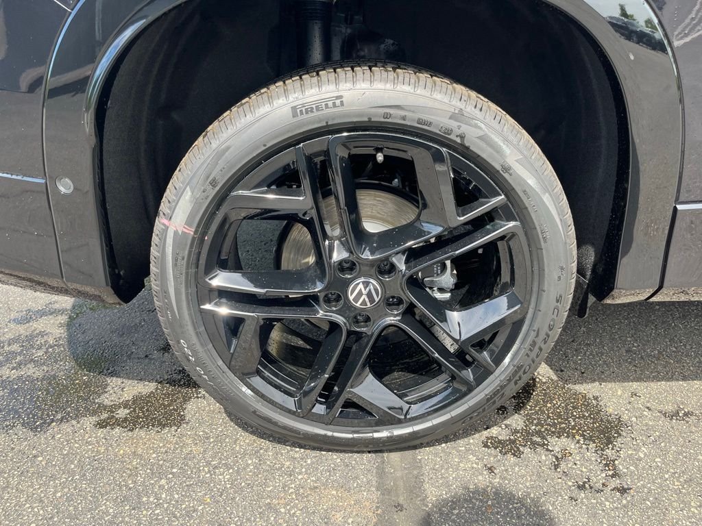 New 2026 Black Volkswagen 2.0T SE R-Line Black image 30