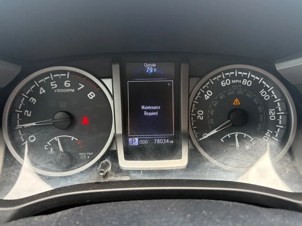Used 2017 White Toyota SR5 image 3