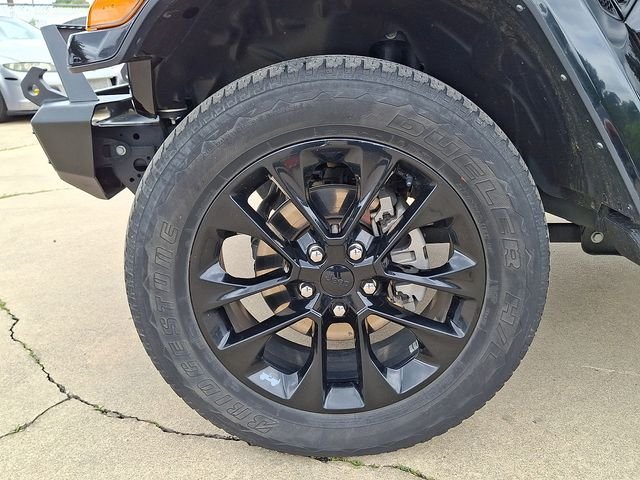 Used 2021 Black Jeep Unlimited Sahara 4xe image 28