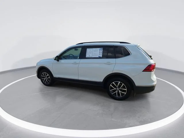 Used 2020 White Volkswagen 2.0T SE image 5
