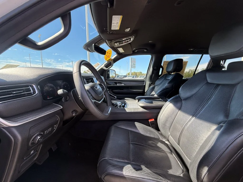 Used 2024 White Jeep Series II image 20