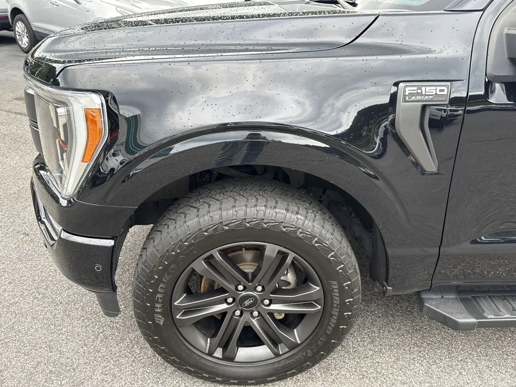 Used 2022 Agate Black Metallic Ford Lariat image 11