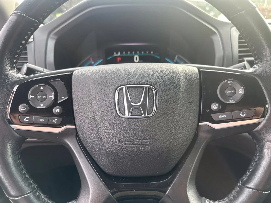 Used 2019 White Diamond Pearl Honda Elite image 27