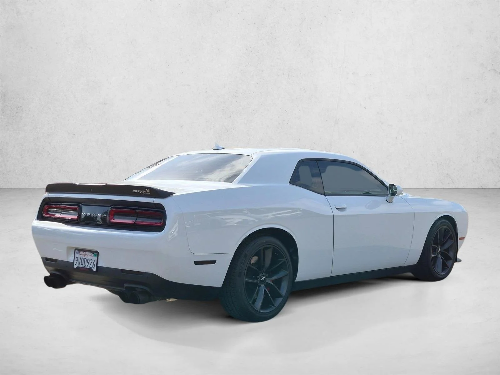 Used 2019 White Knuckle Clearcoat Dodge R/T Scat Pack image 5