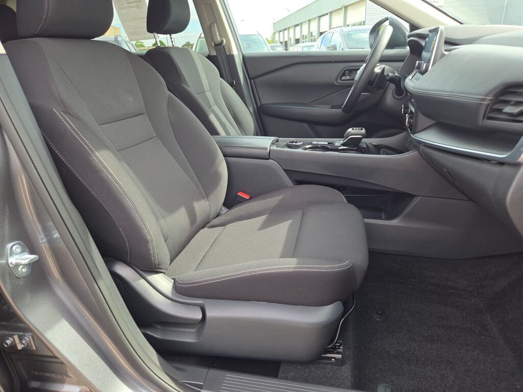 Certified Used 2025 Gray Nissan S image 6