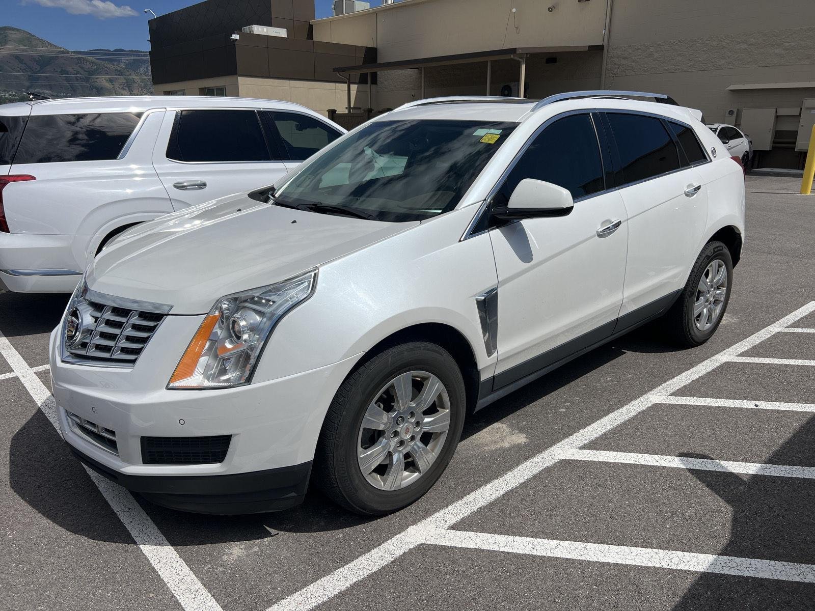 2016 Cadillac SRX FWD Luxury Collection's photo
