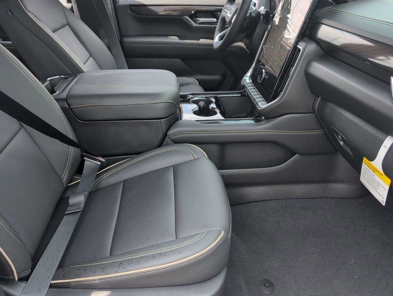 2026 GMC Yukon Elevation - Photo 27