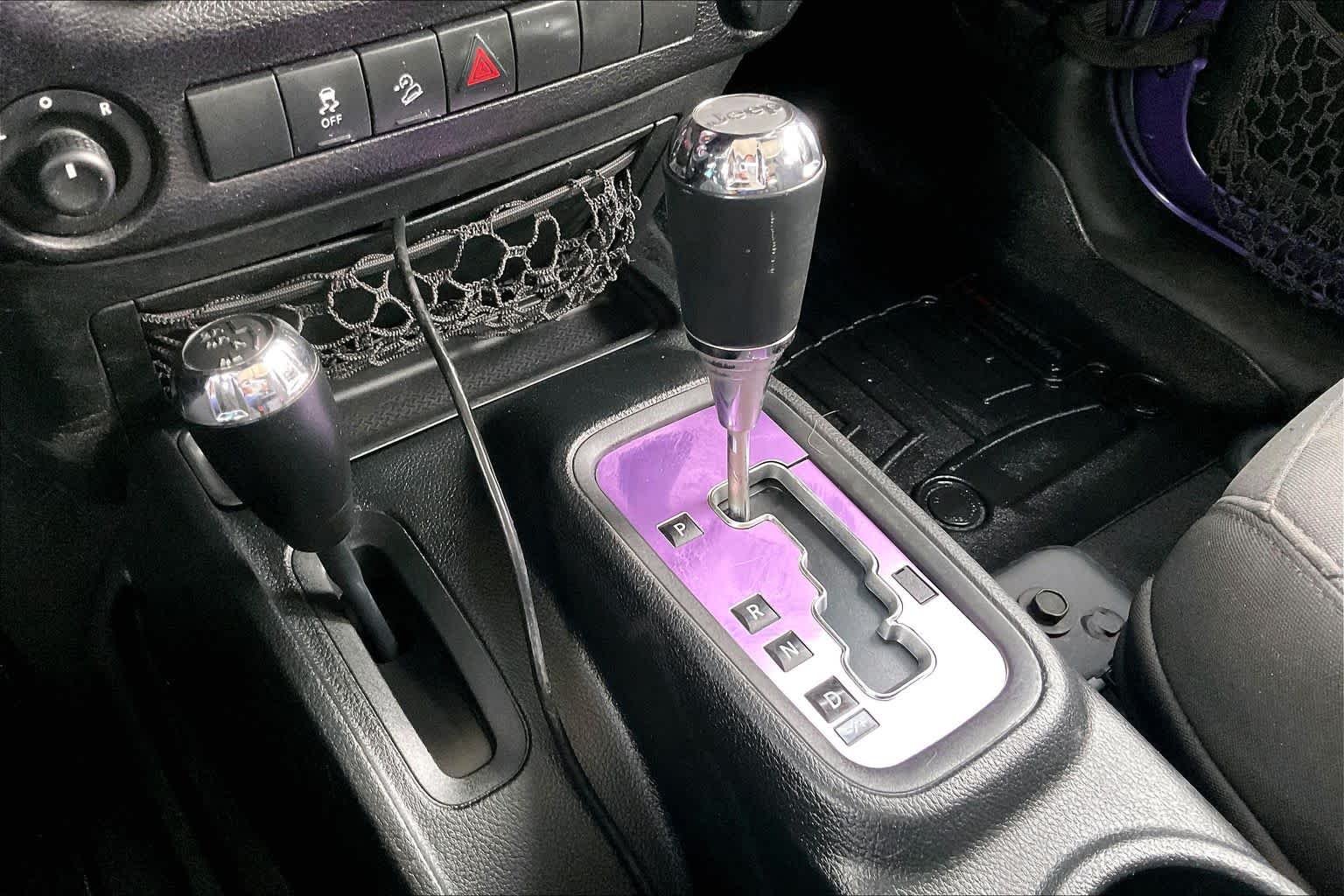 Used 2018 Xtreme Purple Pearlcoat Jeep Sport S image 30