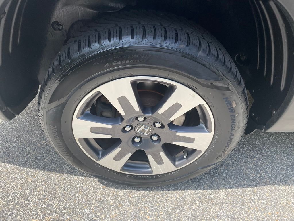 Used 2019 Modern Steel Metallic Honda RTL-T image 6