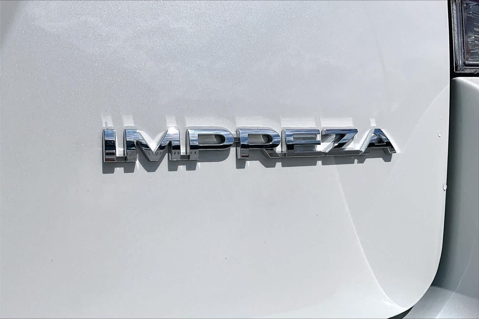 Used 2023 Crystal White Pearl Subaru  image 10