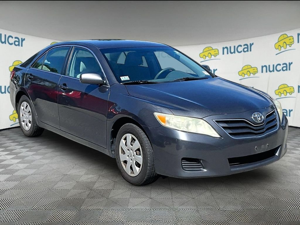 Used 2011 Gray Toyota LE image 1