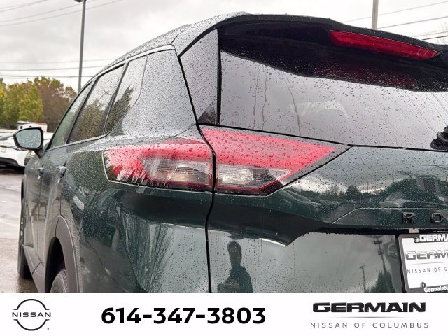 New 2027 Obsidian Green Pearl Nissan Dark Armor™ image 8