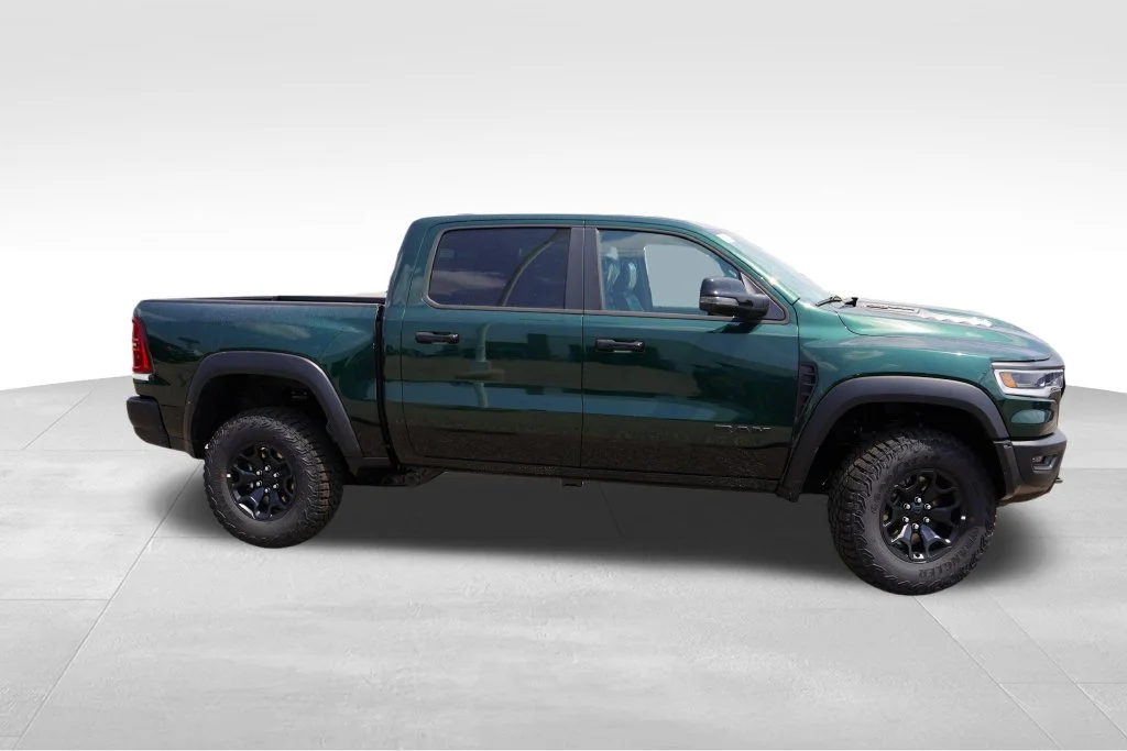 New 2026 Serrano-Green Metallic Exterior Paint RAM RHO image 2