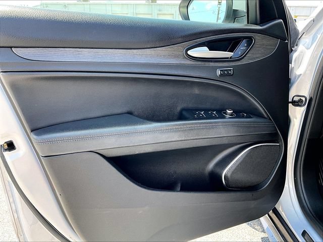 Used 2022 Moonlight Gray Me Alfa Romeo Ti image 9