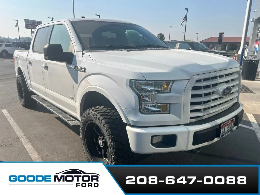 Used 2016 Oxford White Ford XLT image 1