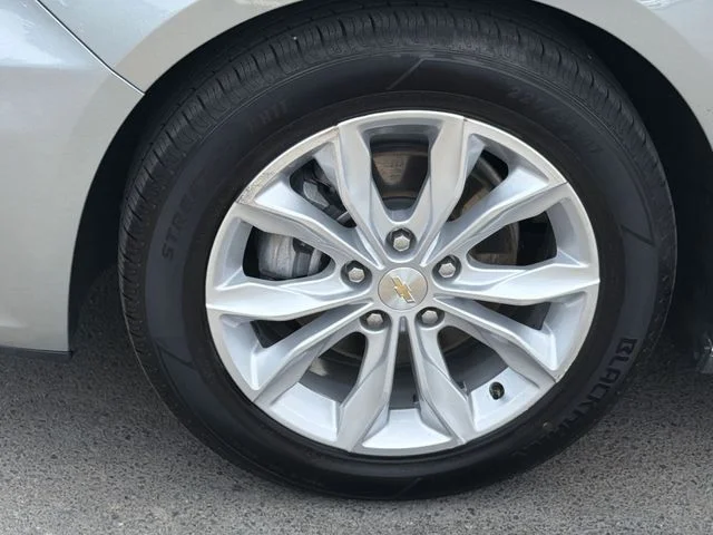 Used 2025 Gray Chevrolet LT image 16