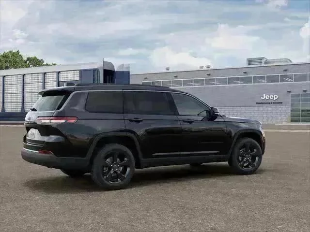 New 2027 High-Gloss Black Paint Jeep Limited image 14