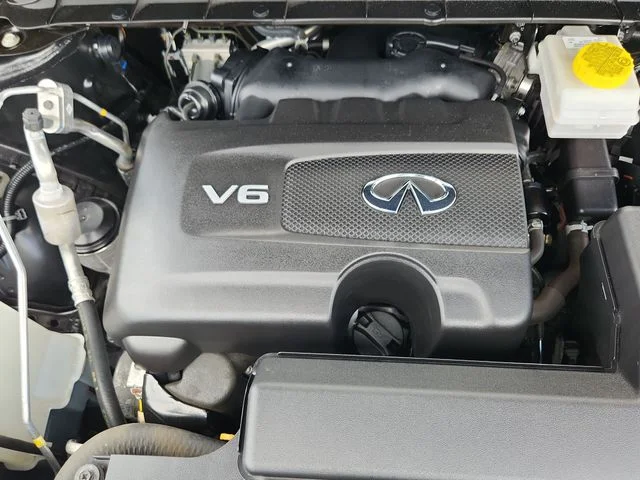 Certified Used 2023 Mineral INFINITI LUXE image 21
