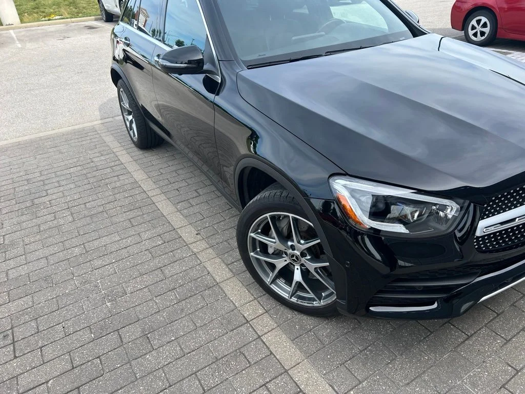 Used 2022 Black Mercedes-Benz GLC 300 image 3