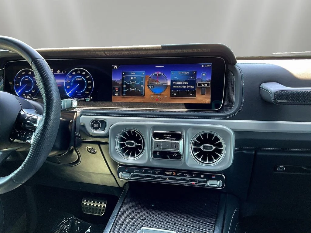 Used 2025  Mercedes-Benz G 580 image 9