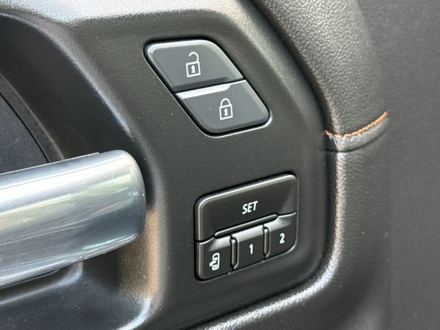 Used 2020 Gray GMC AT4 image 19