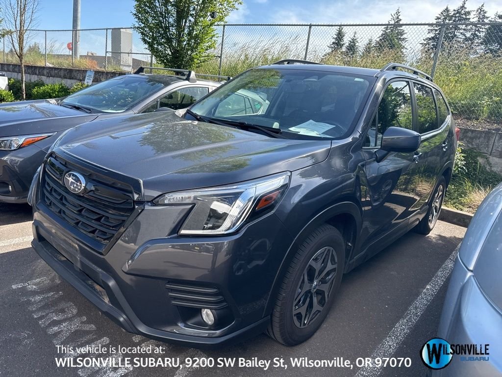 2023 Subaru Forester Premium's photo