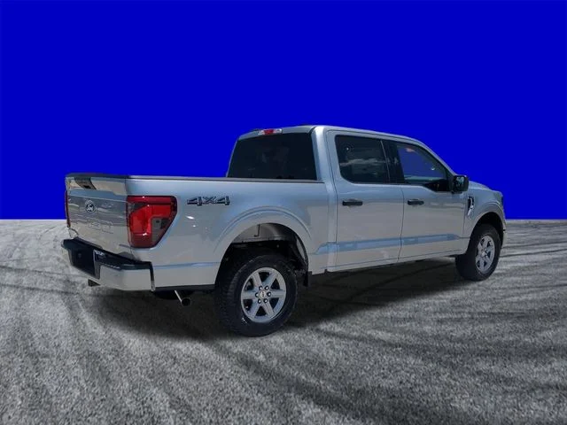 New 2026 Iconic Silver Metallic Ford XLT image 4