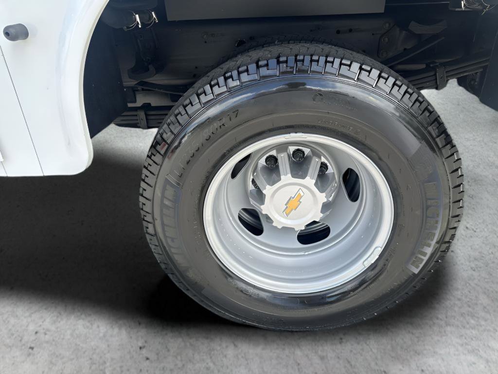 2025 Chevrolet Silverado 3500 HD Work Truck - Photo 15