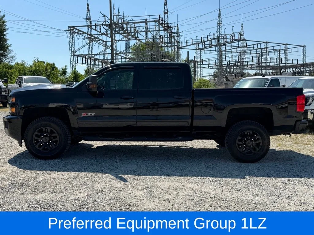Used 2018 Black Chevrolet LTZ image 9