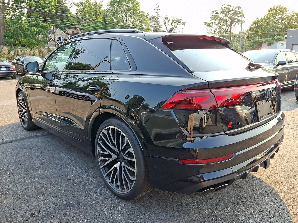 New 2026 Black Audi 4.0T Prestige image 3